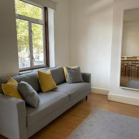 Amazing 3 Bedroom Flat Minutes From Tower Bridge London Eksteriør billede