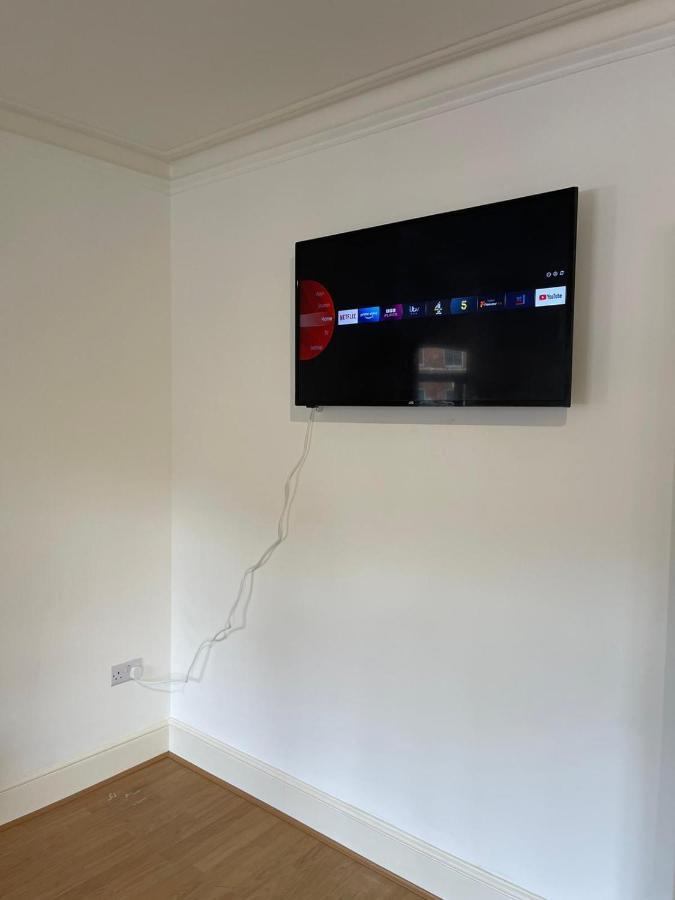 Amazing 3 Bedroom Flat Minutes From Tower Bridge London Eksteriør billede