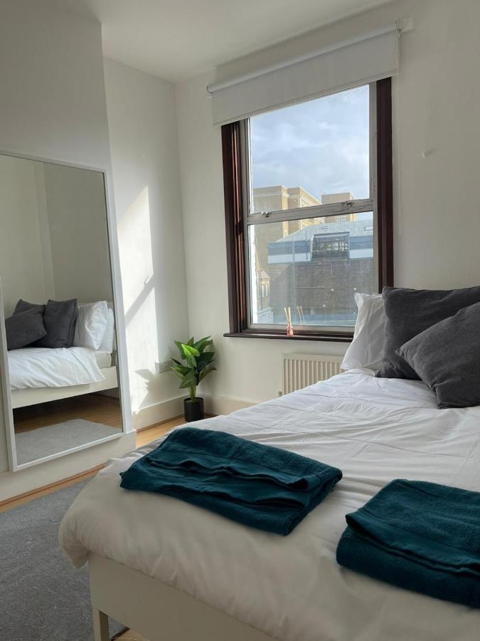 Amazing 3 Bedroom Flat Minutes From Tower Bridge London Eksteriør billede