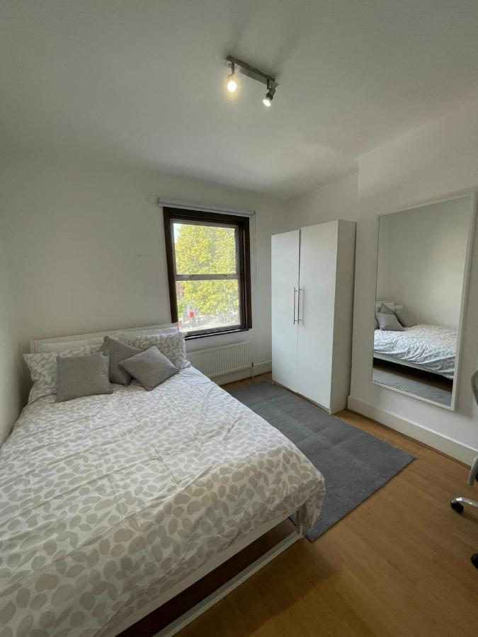 Amazing 3 Bedroom Flat Minutes From Tower Bridge London Eksteriør billede