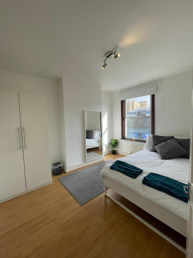 Amazing 3 Bedroom Flat Minutes From Tower Bridge London Eksteriør billede